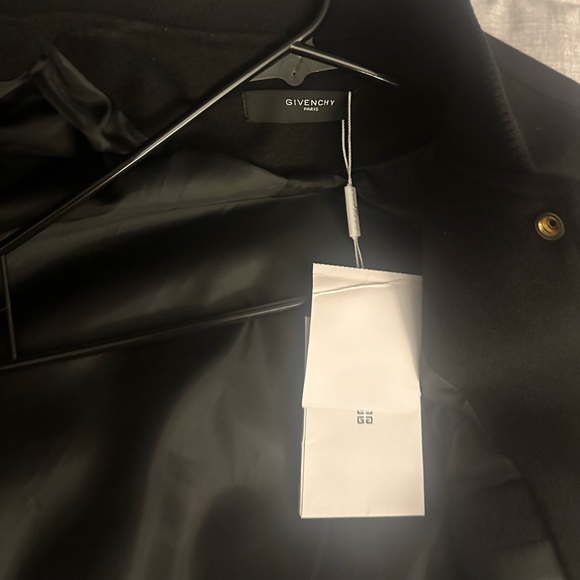 Jacket… - Picture 6 of 7